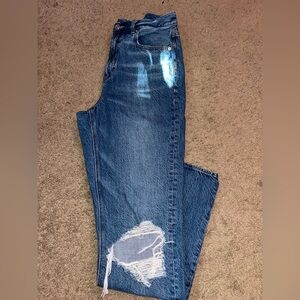 American Eagle HiRise Mom Jeans